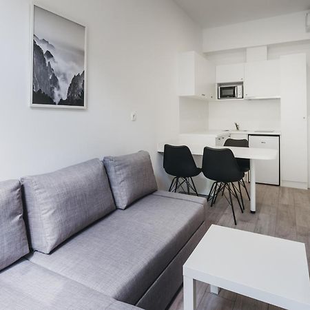 Mika Apartment And Studios Zagreb Exterior photo