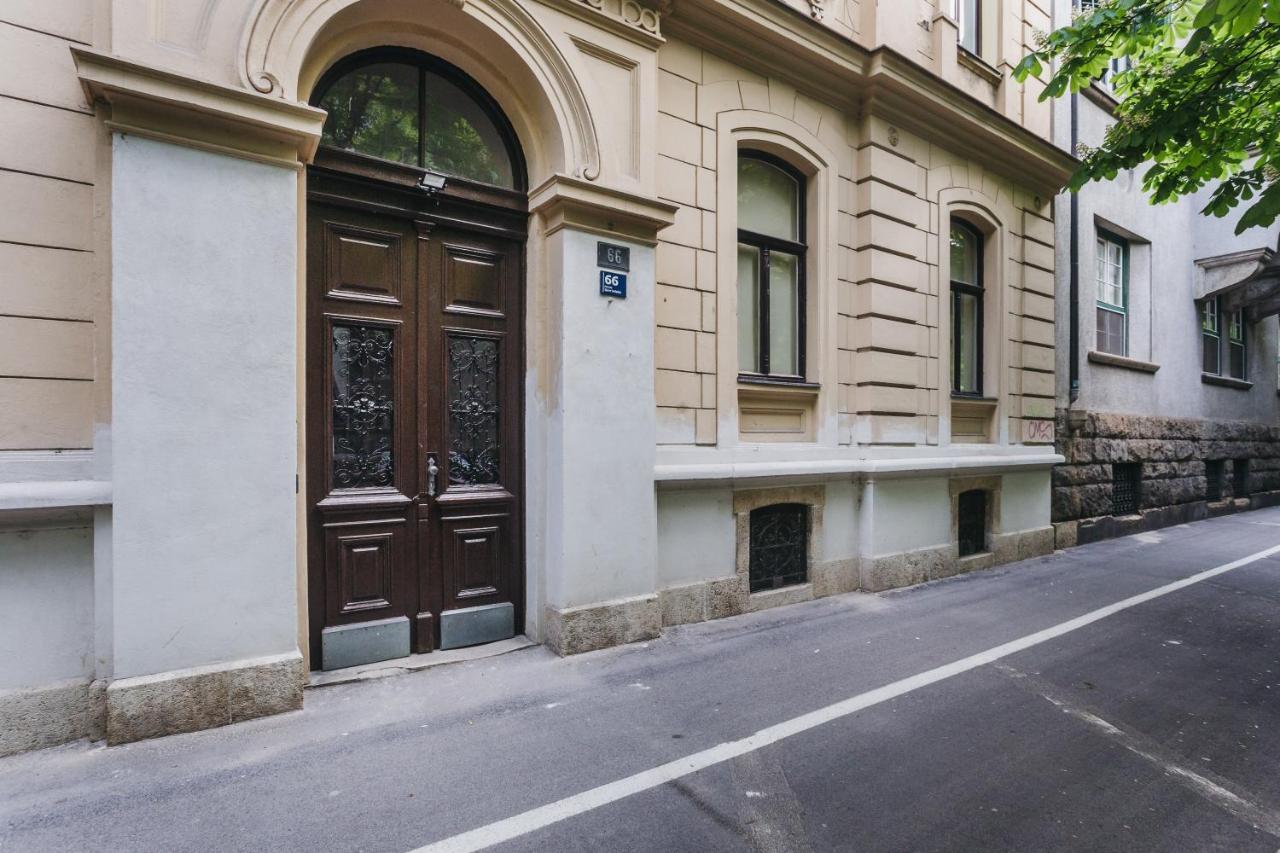 Mika Apartment And Studios Zagreb Exterior photo