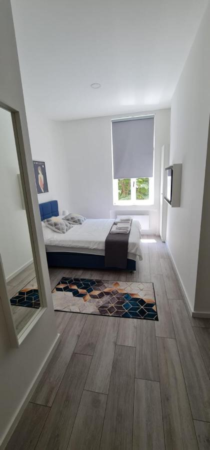 Mika Apartment And Studios Zagreb Exterior photo